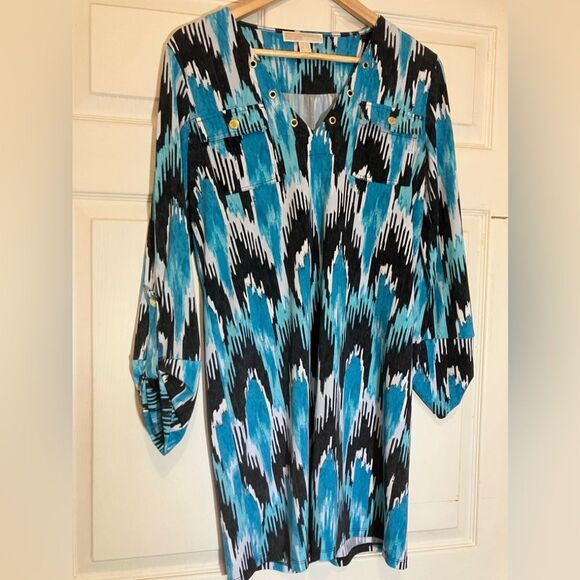 Michael Kors Dresses & Skirts - Michael Kors dress, long sleeve, detail at neck, excellent condition, small